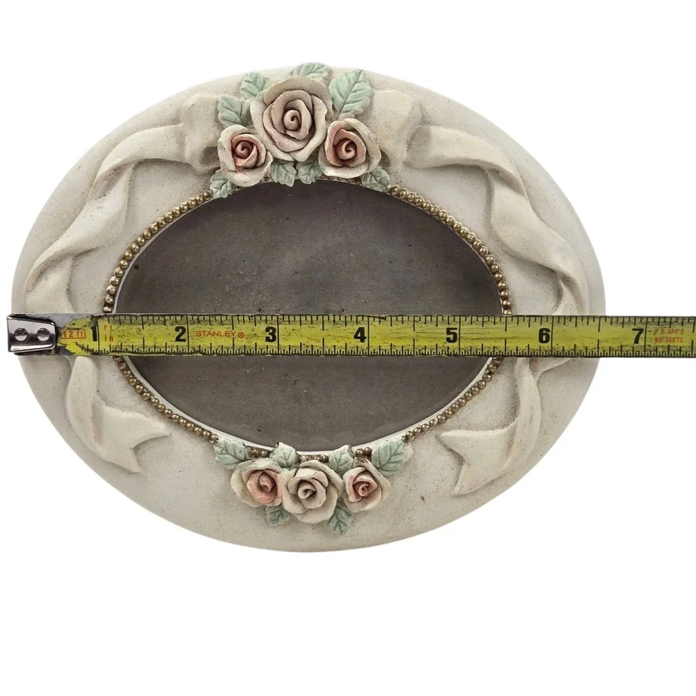 Vtg Victorian Roses Oval Resin Picture Frame Cottage Core Romantic 3x4.5 Photo